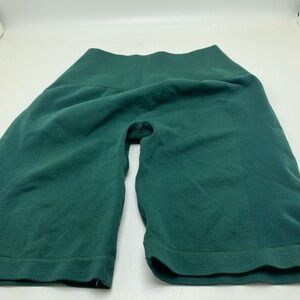 Alphalete Dark Pine Amplify Shorts Size Small
